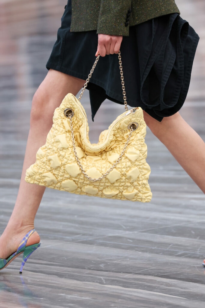 Modische Handtaschen für Frühjahr/Sommer 2026: Beutel