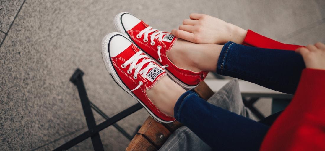 12 kreative Arten, sich Sneakers Converse zu binden | Blog eschuhe.de