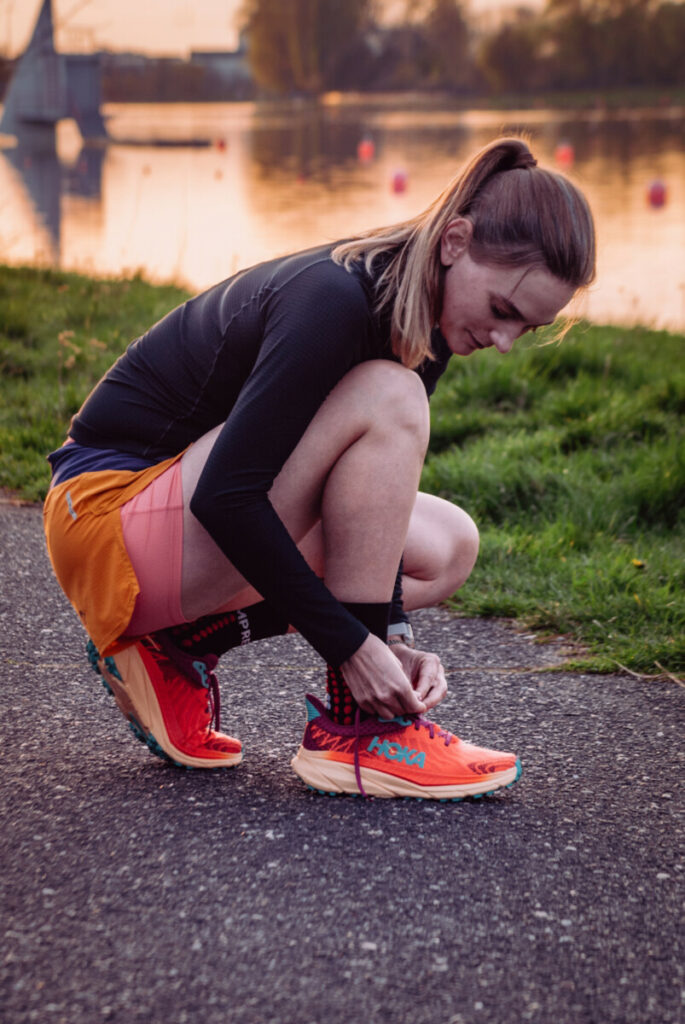 Damen Laufschuhe Hoka Challenger