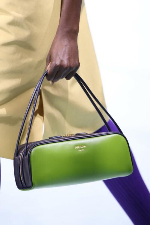 Trendige Taschen für Frühling und Sommer 2025: Prada