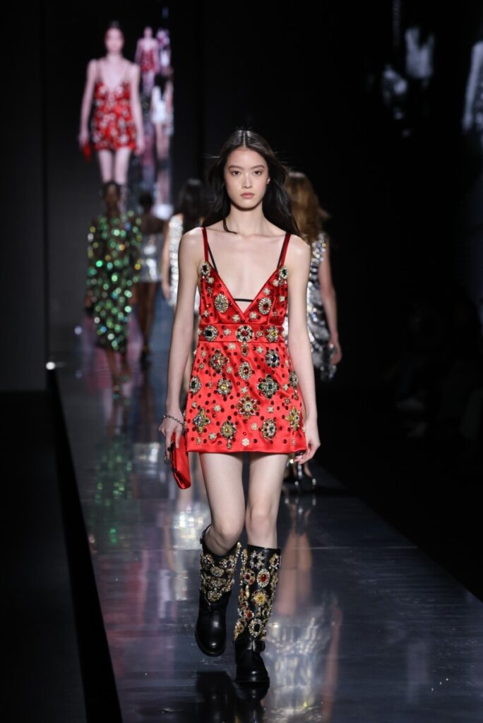 [Modische Stiefel Herbst/Winter 2025/2026]: mit Verzierungen